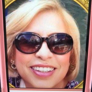 Meet your Posher, Carmen